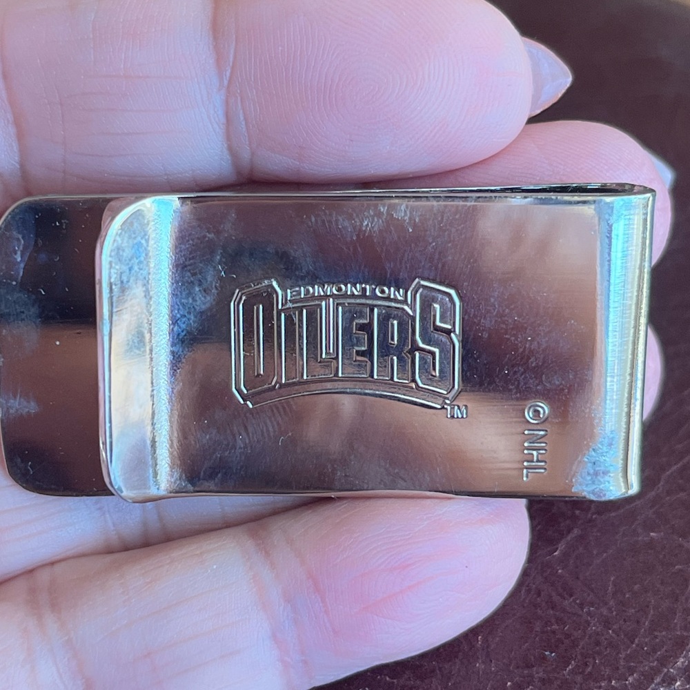 Oilers money clip - Picture 4 of 6